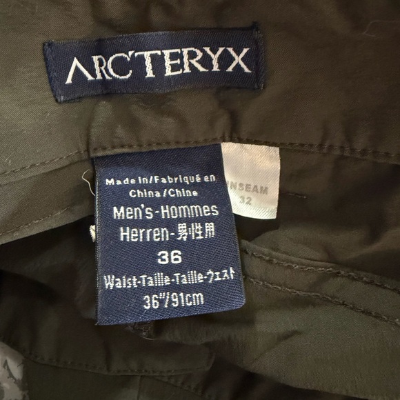 Arc’teryx x Vintage Men’s Technical Pants - Picture 10 of 12